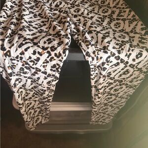 Women’s Love Leopard Print Leggings XL